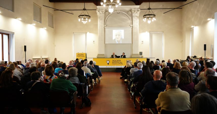 Agorà festival incontro Cardinale Zuppi