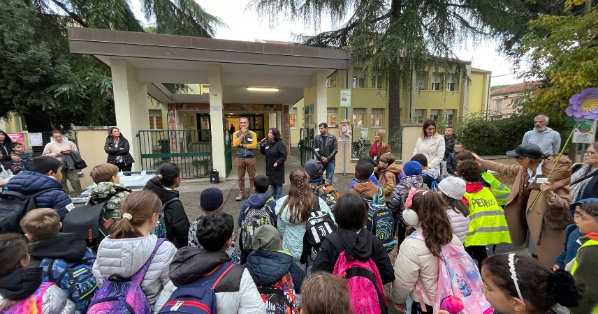 Iniziativa scuola primaria Fiorita Immagine di Iniziativa scuola primaria Fiorita