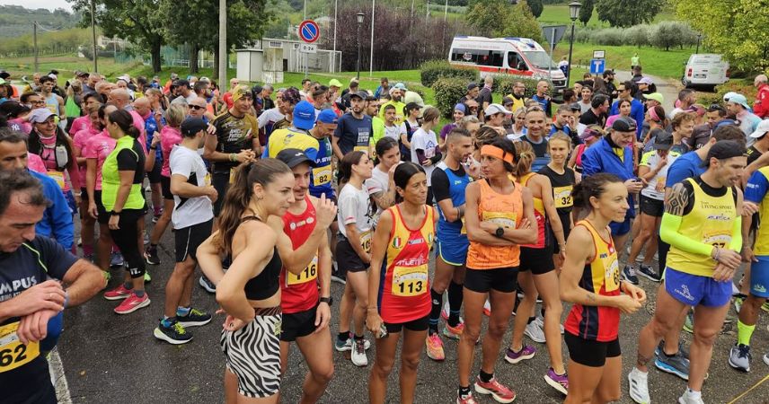 Una corsa fuori dal Comune foto Immagine di Una corsa fuori dal Comune foto